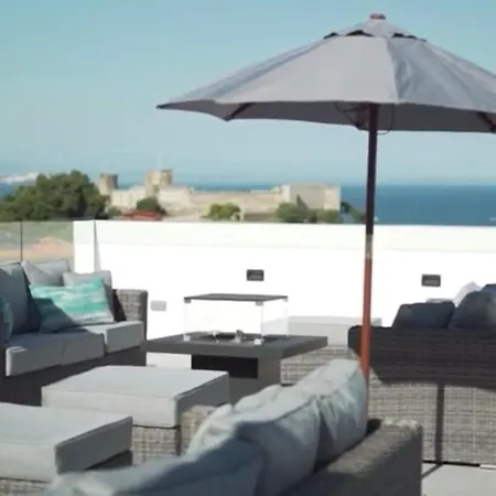 Luxury Juliano - The View *